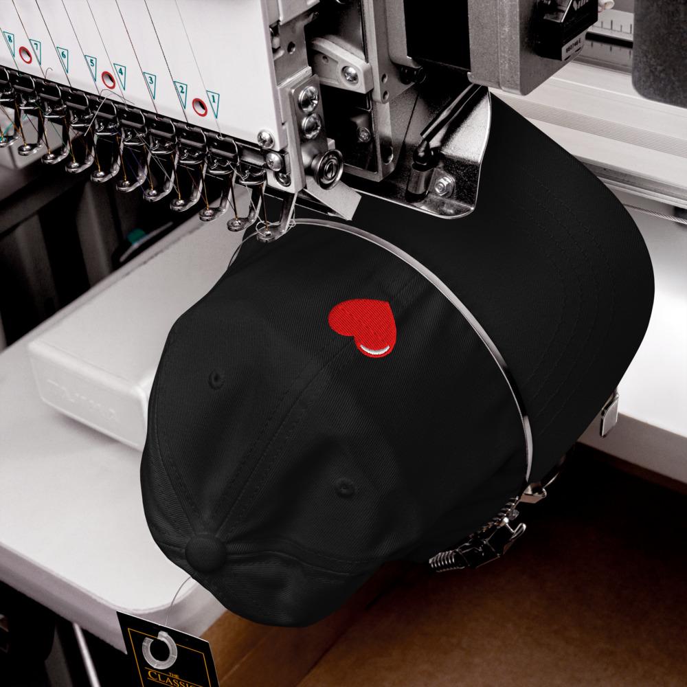 Embroidered Heart Hat in black